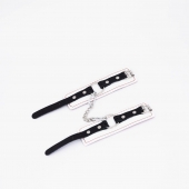 Бело-красные кожаные наручники - Crazy Handmade - купить с доставкой в Черкесске