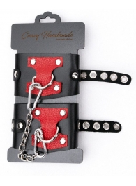 Черные наручники с красным декором и заклепками - Crazy Handmade - купить с доставкой в Черкесске