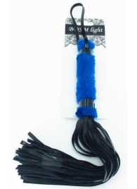 Нежная плеть с синим мехом BDSM Light - 43 см. - БДСМ Арсенал - купить с доставкой в Черкесске