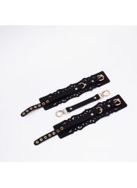 Черный кожаные оковы с узорами и золотистой фурнитурой - Crazy Handmade - купить с доставкой в Черкесске