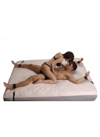 Бондаж для фиксации на кровати Frisky Bedroom Restraint Kit - XR Brands - купить с доставкой в Черкесске