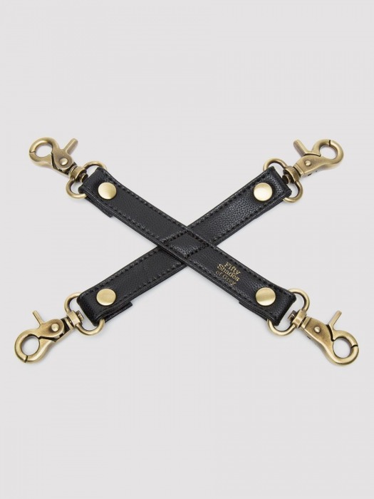 Черный фиксатор для манжет Bound to You Faux Leather Hogtie - Fifty Shades of Grey - купить с доставкой в Черкесске