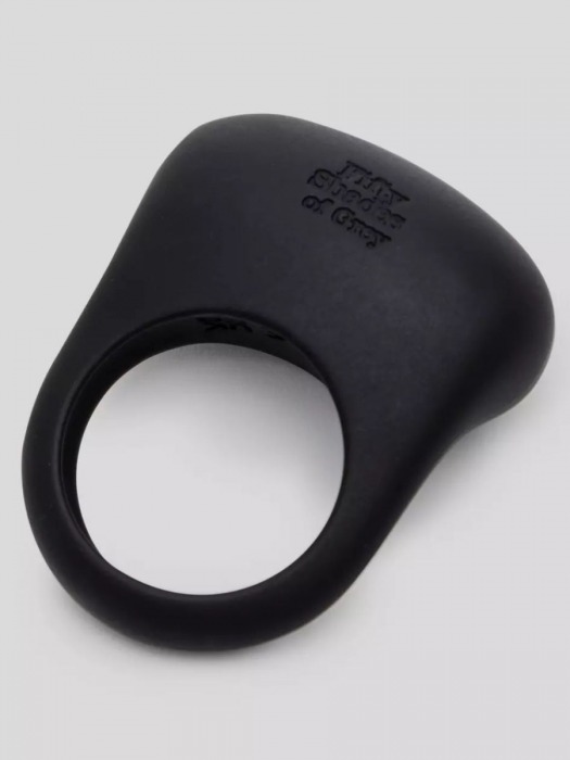 Черное эрекционное виброкольцо Sensation Rechargeable Vibrating Love Ring - Fifty Shades of Grey - в Черкесске купить с доставкой