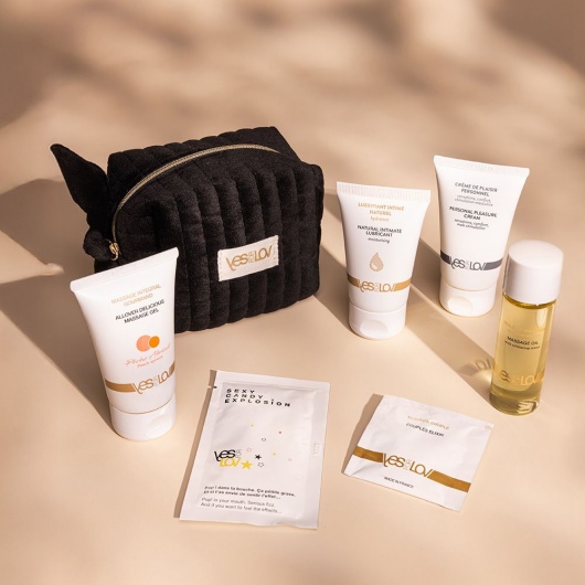 Набор YESforLOV La Trousse Enchantée в черной косметичке - YESforLOV - купить с доставкой в Черкесске